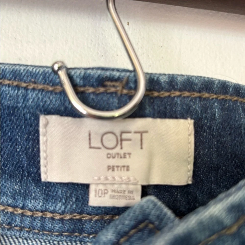 LOFT Denim Button Down Midi A-Line Skirt Size 10 petite NWOT - Picture 2 of 3